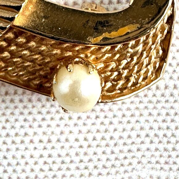 Vintage Marvella Gold Tone Heart Brooch With Faux Pearls 2" X 1" - Picture 5 of 10